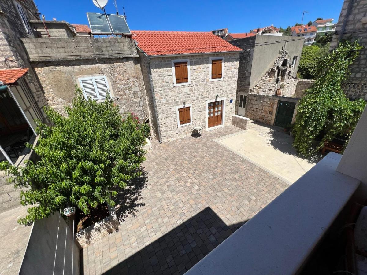 Villa House Tia Vrboska Exterior foto
