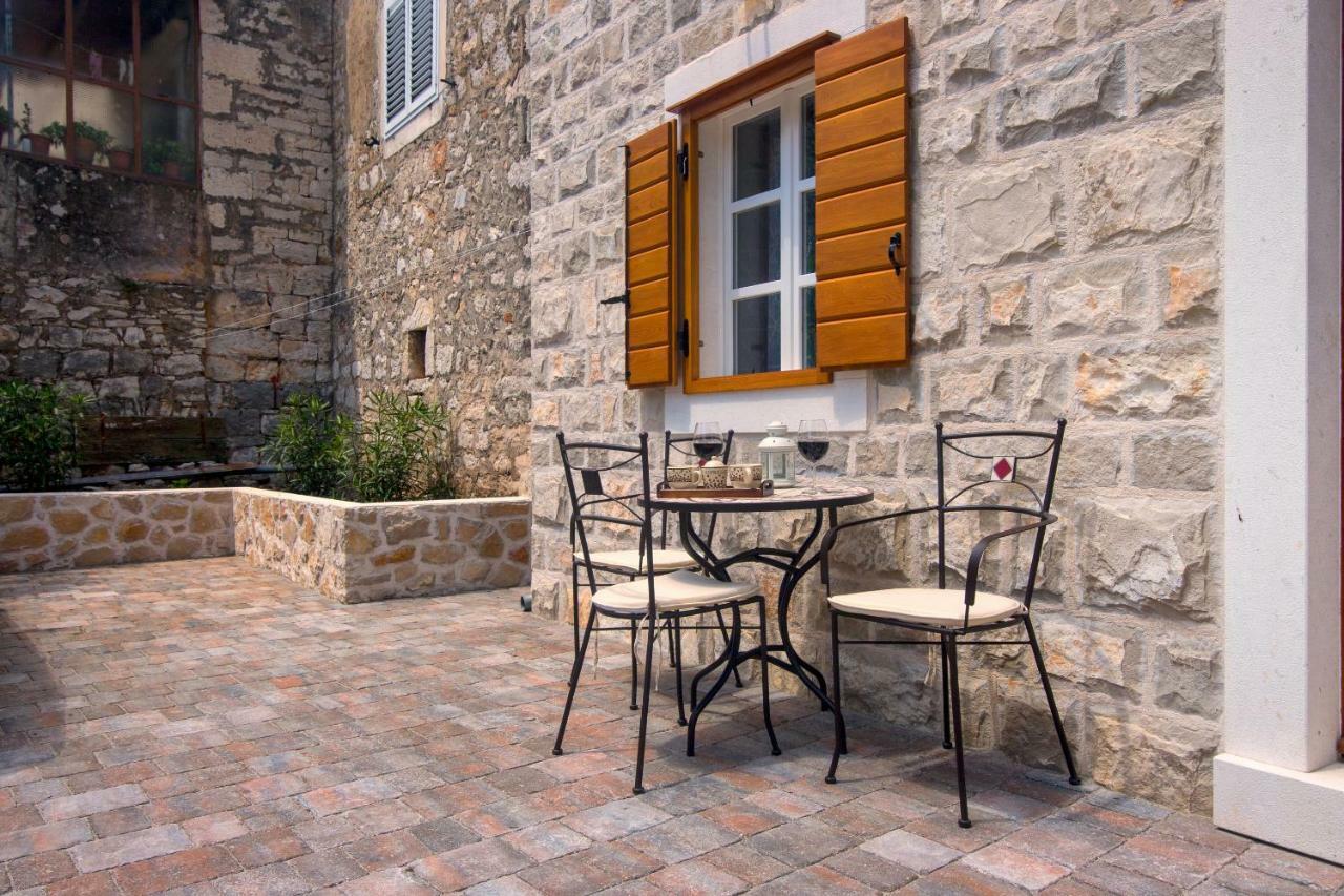 Villa House Tia Vrboska Exterior foto